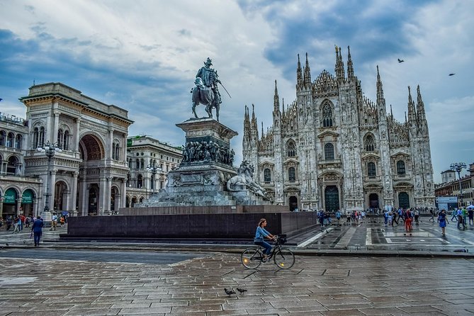 Milan Private Walking Tour with a Local - Starting by Leonardo da Vinci Near Piazza della Scala