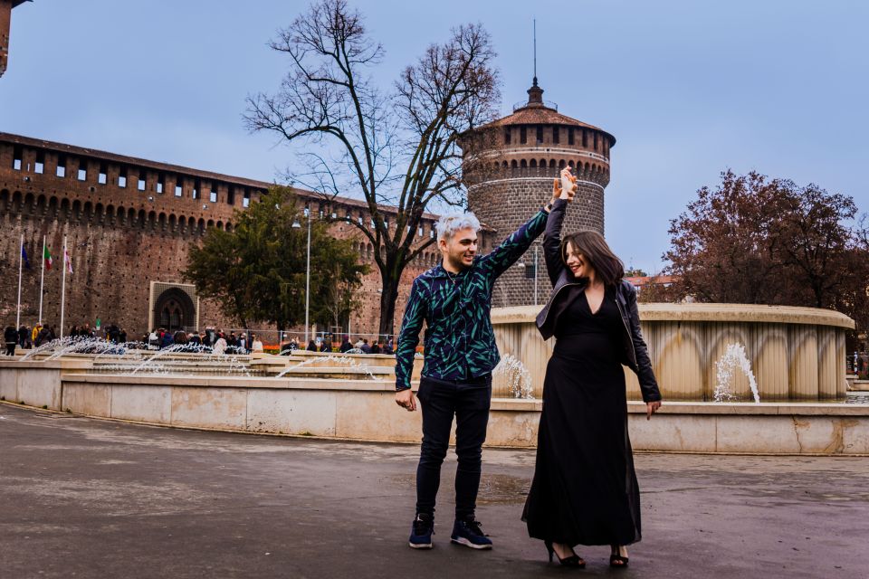 Milan: Professional Photoshoot Outside Sforza Castle - What you get after: edited photos within 48 hours