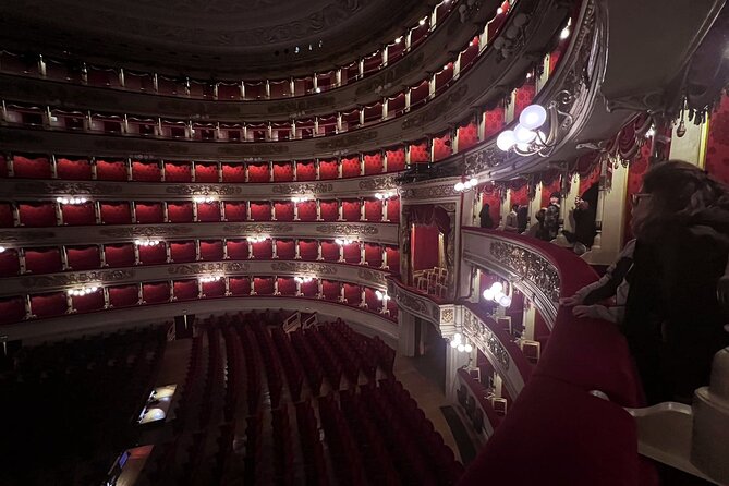 Milan Scala Theatre and Duomo Cathedral Tour - Duomo di Milano in 45 Minutes: Gothic Details Up Close