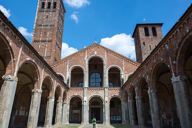 Milan Scavenger Hunt and Best Landmarks Self Guided Tour - What the app does for you (and what to expect from questions)