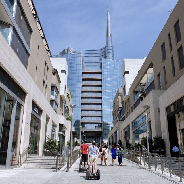 Milan: SEGWAY Tour with Live Tourist Guide 2 hours & half - Key things you’ll notice on this Milan Segway tour