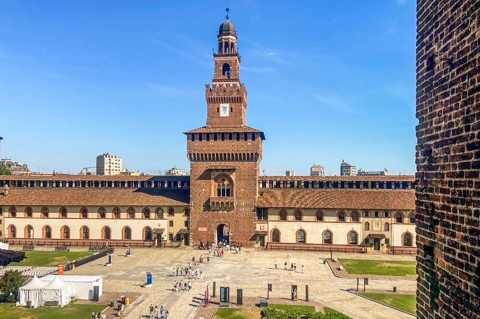 Milan: Sforza Castle Entry Ticket with Digital Audio Guide - Entering Sforza Castle: the reserved ticket and Piazza Castello handoff