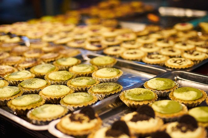 Milan: Sweet Delights Patisserie Tour by Do Eat Better - Via Broletto panettone: more than a seasonal souvenir