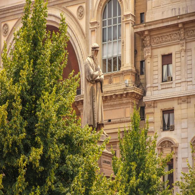 Milan: The Story of Leonardo da Vinci Private Guided Tour - Ambrosian Library on the 3.5-hour option: where Leonardo’s notebook comes to life