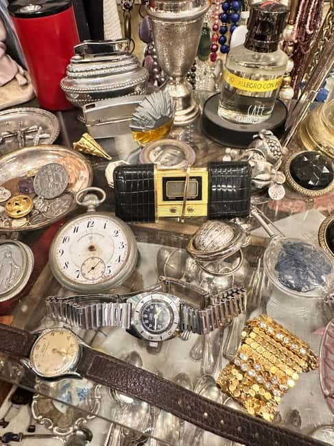 Milan: The Ultimate Vintage Shopping Guide - Vintage clothing boutiques: designer finds and affordable surprises