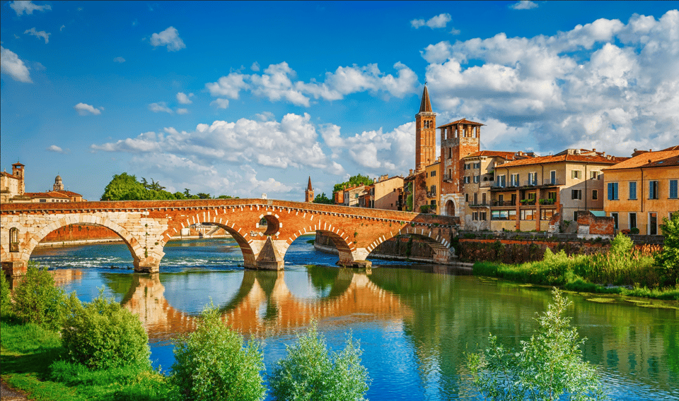 Milan: Verona Day Tour with a Lake Garda Cruise to Sirmione - Getting from Milan: the coach ride is part of the plan