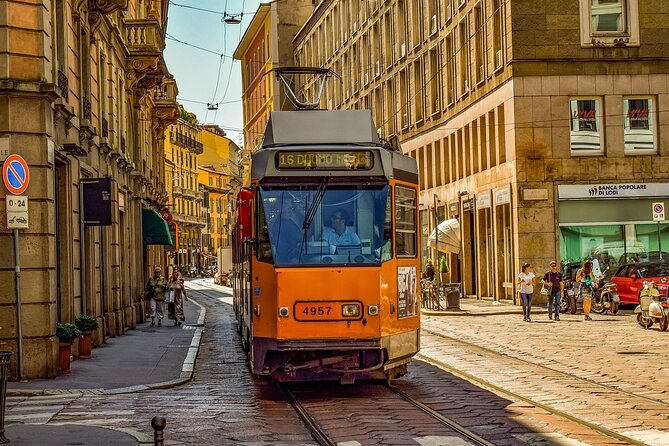 Milan Walking Tour: Explore Top Sights & Hidden Gems - Why this Milan walking tour is good value for a short stay