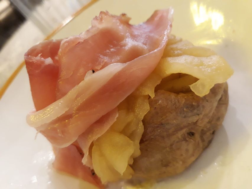 Milan’s Full-Meal Gourmet Food Tour - More Than Tastings - Milan Duomo Lunch: The Saffron Risotto Moment