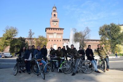 Milan's Hidden Gems: Unique Bike Tour (ENG, NL) - Bosco Verticale: starting with modern Milan’s vertical forest