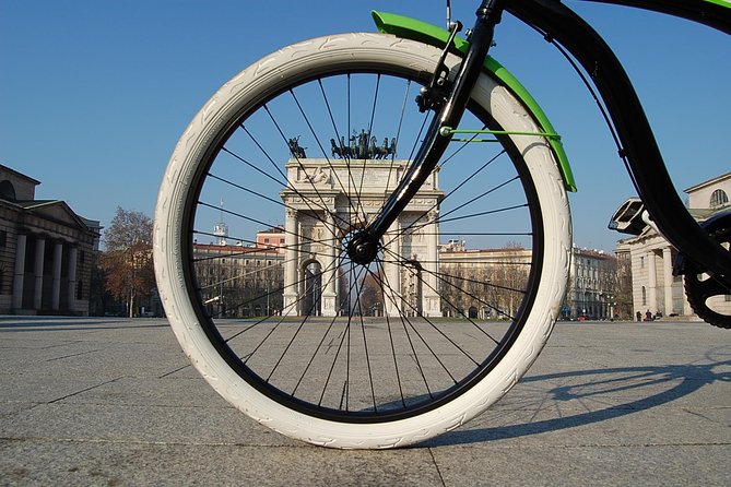 Milan's Hidden Gems: Unique Bike Tour (ENG, NL) - Castello Sforzesco: the big landmark stop that anchors the day