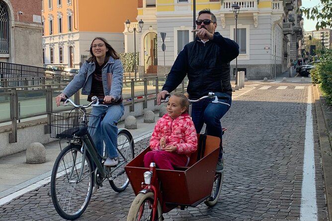 Milan's Hidden Gems: Unique Bike Tour (ENG, NL) - Corso Garibaldi and Piazza della Conciliazione: Milan’s elegant middle