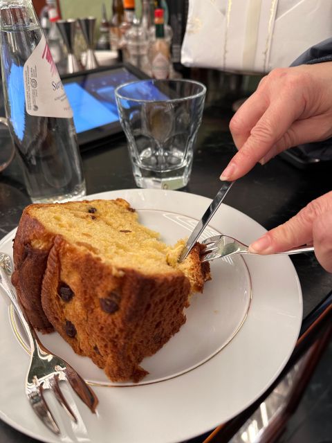 Milan's Panettone Tour - Who this Milan panettone crawl fits best