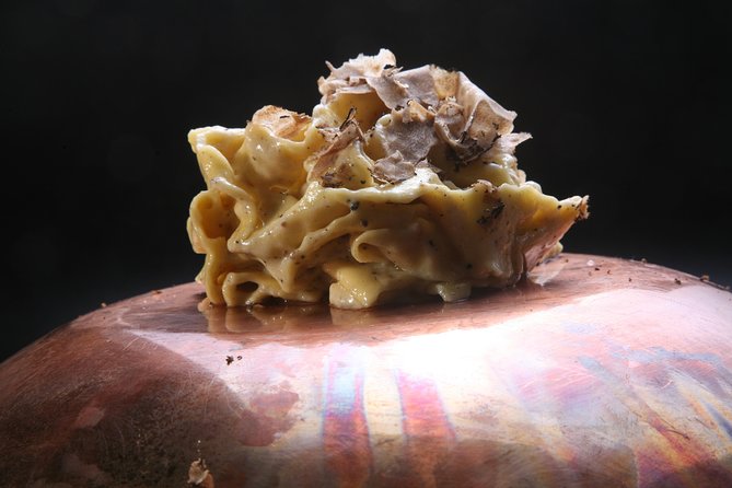 Mushroom or Truffle Hunting - What You’ll Bring Home (and What You’ll Learn)