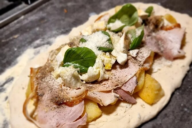 Neapolitan DOC Pizza Class And Cooking in a Wood Oven at a Local's house - Key points at a glance