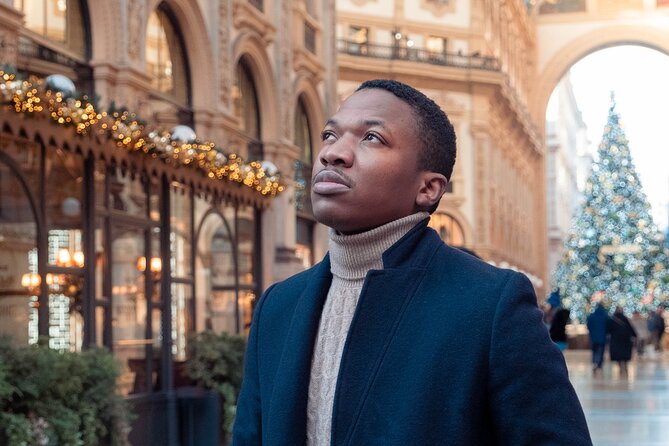 One hour of photo shooting in the center of Milan - Galleria Vittorio Emanuele II: a classic Milan backdrop in the middle of your session