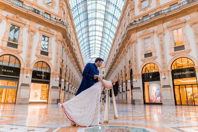 Photography in Unique Places Milan - Galleria Vittorio Emanuele II: classic Milan lighting and lines