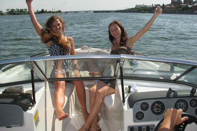 Private 4-Hour Lake Como Boat Tour: Villas, Bellagio & Prosecco - Bellagio, the Pearl of Lario, from the waterline