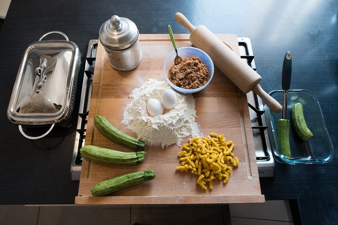 Private cooking class at a Cesarina's home with tasting in Bergamo - Timing, Language, and Group Size: A 3-Hour Plan That Works