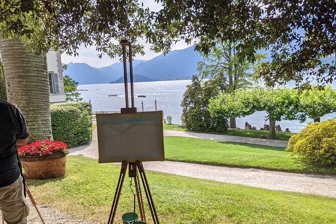 Private painting class on Lake Como shores Bellagio - En Plein Air Watercolors at Il Giardini Di Villa Melzi