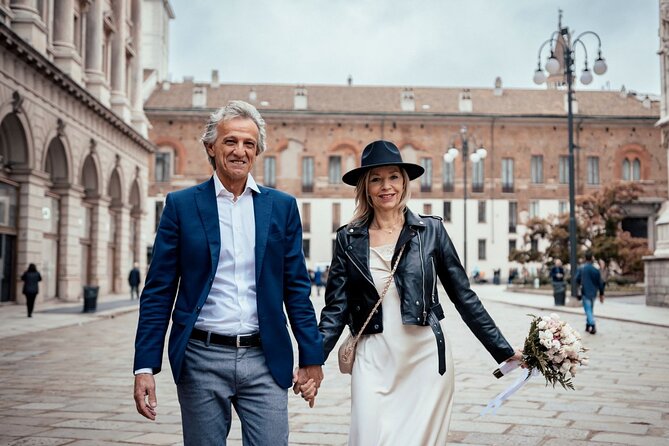 Private Professional Photoshoot at Milan Duomo - Meeting point near McDonald’s: the simplest way to arrive on time