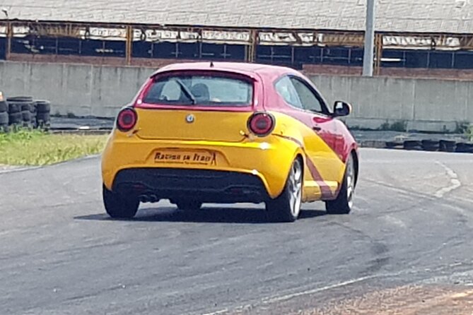 Racing Experience-Test Drive Race and Super Cars on a Race Track near Milan - Getting there on time: transfers, WhatsApp, and strict session rules