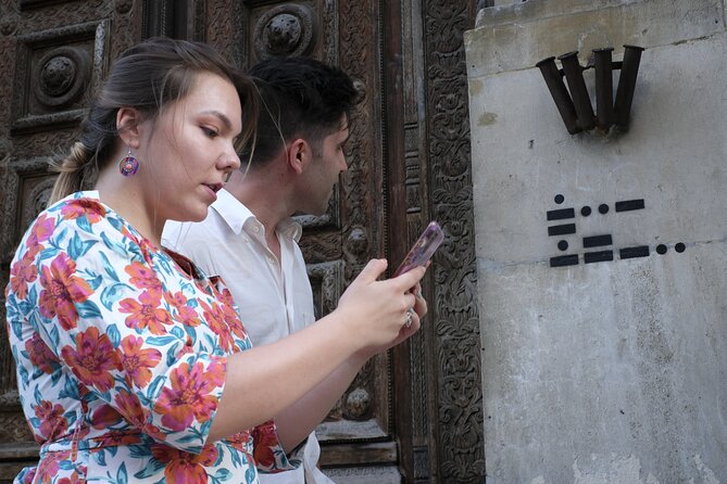 Royal Milan: Self-Guided Story Puzzle Adventure - How Royal Milan’s Self-Guided Puzzle Works (No Tour Guide Required)