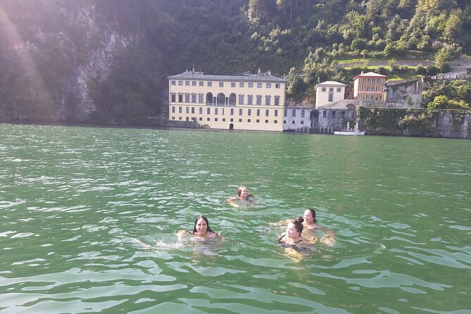 Shared Subacco Lake Como Boat Tour for 3 Hours - Laglio stop time: famous names plus a few curious details