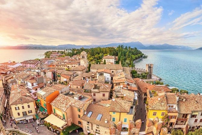 Sirmione & Verona, Lake Garda, tour from Milan - Verona in two hours: how to see Piazza Bra and Piazza Erbe without racing