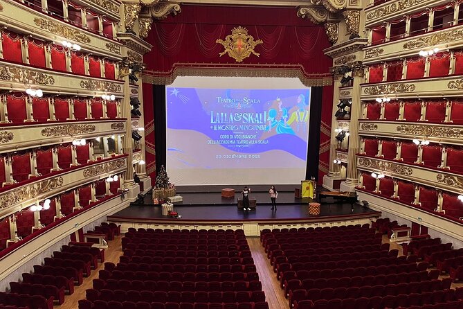 Skip the line La Scala Theatre Guided Tour Experience - Getting there at Largo Antonio Ghiringhelli without stress