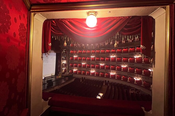 Skip the line La Scala Theatre Guided Tour Experience - Who should book this La Scala guided tour?