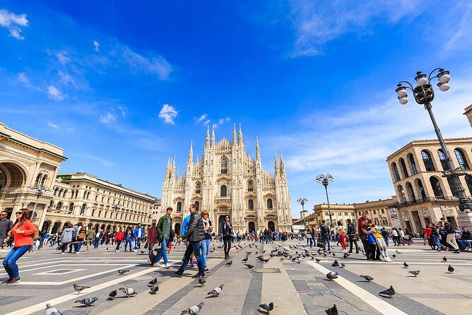 Sky-High Delights: Duomo Tour with Rooftop Adventure! - Group Size and Headphones: Small-Group Benefits You’ll Feel