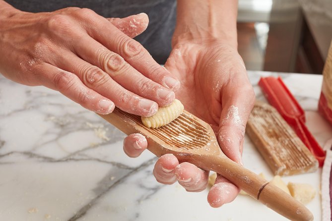 Small group Pasta and Tiramisu class in Milan by Cesarine - Key things I’d plan for