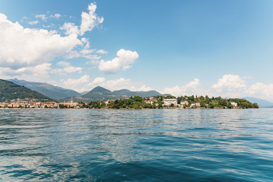 Stresa: 3 Borromean Islands Hop-On Hop-Off Boat Tour - Timing strategy: start early or you’ll feel the squeeze