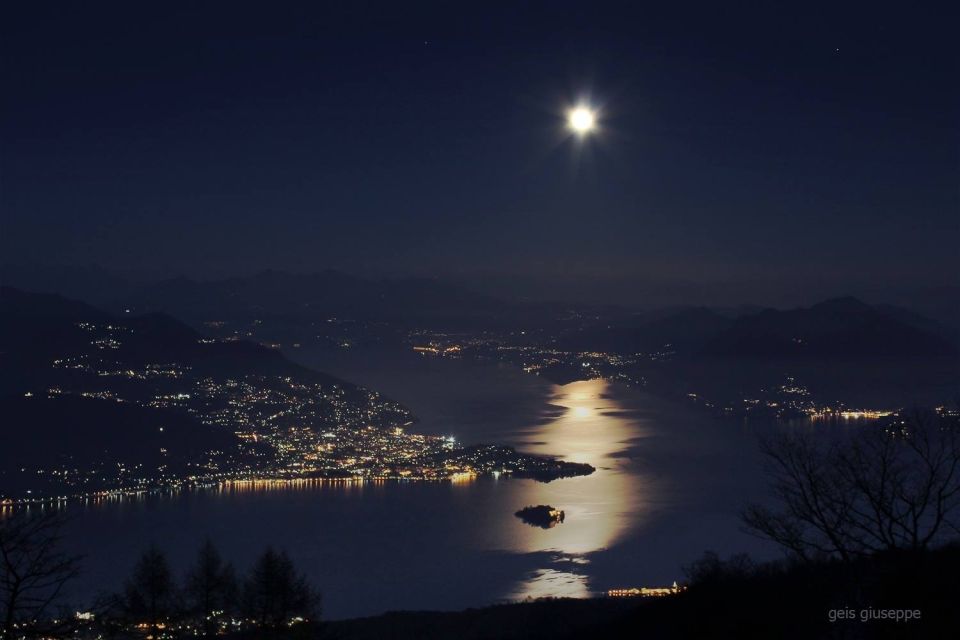 Stresa: Lake Maggiore and Borromean Islands Sunset Cruise - A Stresa sunset cruise that keeps the pace gentle
