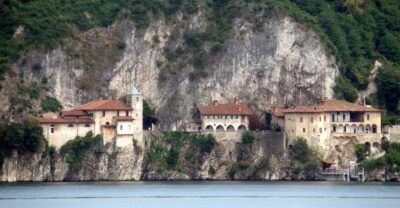 Stresa: Private Cruise to Santa Caterina del Sasso - The first stretch on the Stresa coast: villa views you can take in quickly