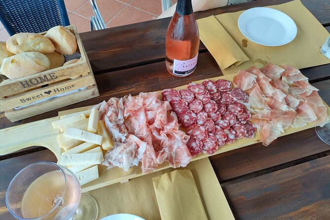 Tasting of 4 Valtenesi wines with local food in Salò - Price and value: is $46.13 worth it?