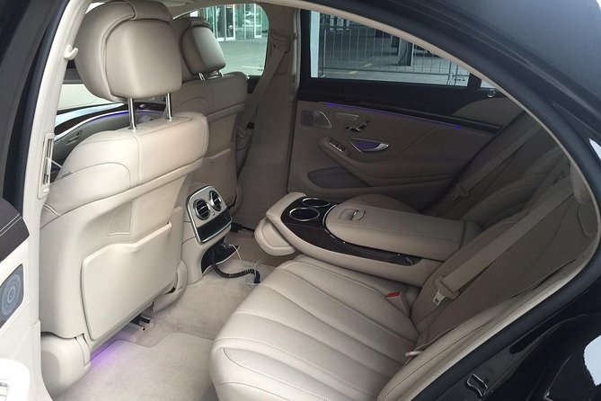 taxi / transfer service to and from airports - Driver Help, Comfort, and Vehicle Quality You Can Feel