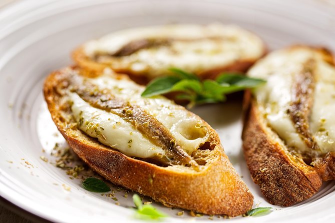 The art of the Italian Aperitivo with a local: Learn & Enjoy in Milan - Small practical tips before you go