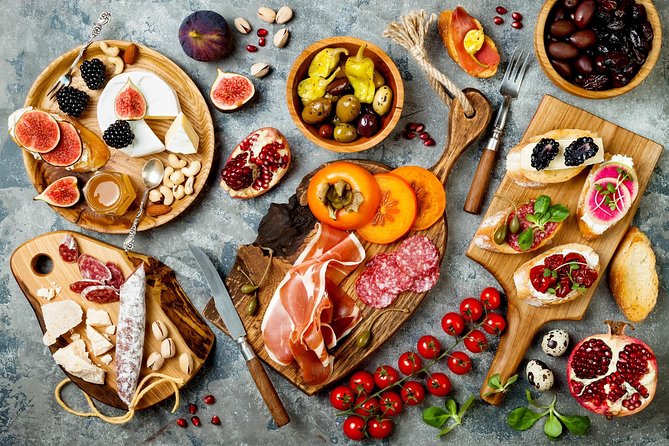 The art of the Italian Aperitivo with a local: Learn & Enjoy in Milan - What you make: five nibbles with Lombardy ingredients