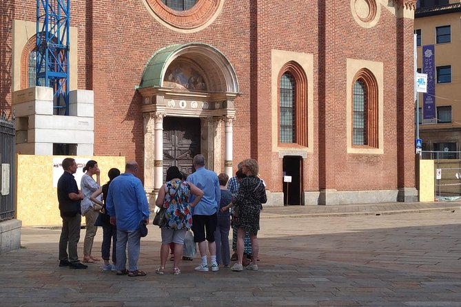 The Last Supper and Sforza Castle Tour - group tour - The guide’s Milan connection: what you learn before you stare