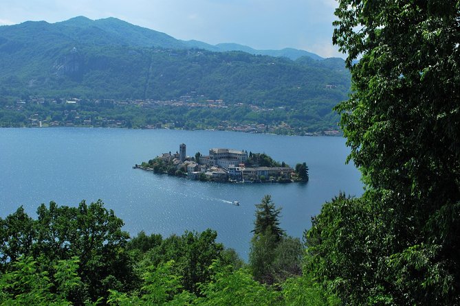 The romantic village of Orta San Giulio with a tour guide - Where Piazza Motta sets the tone for Orta San Giulio
