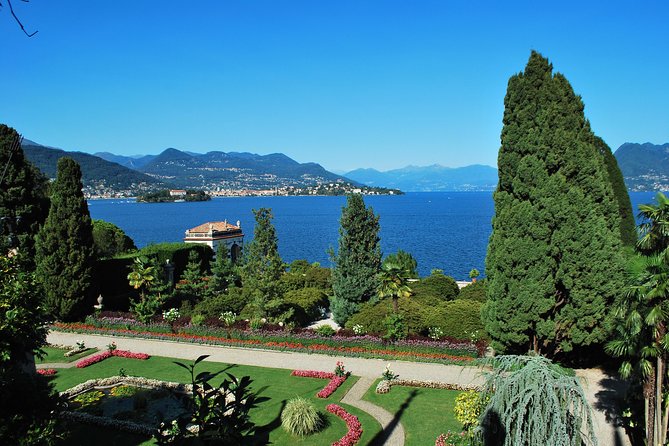 The three Borromean Islands with a private tour guide - Isola dei Pescatori: the inhabited fishing island and where lunch fits