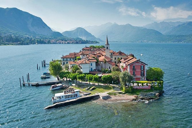 Ticket for Isola Pescatori from Stresa - Getting started at Piazza Guglielmo Marconi (and staying oriented)