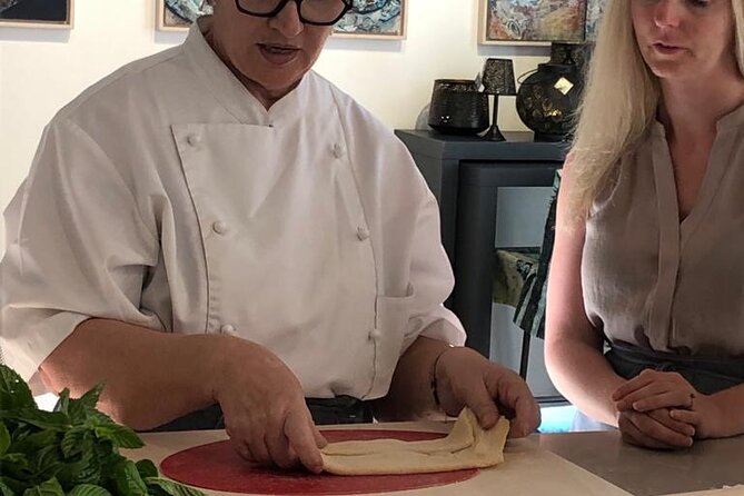 Unique experience: private cooking class for you and your family - The wine and sommelier angle: why it matters for a cooking class
