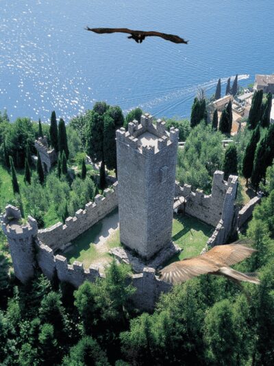 Varenna: Castello di Vezio Entry Ticket - Getting there from Varenna: plan for the climb