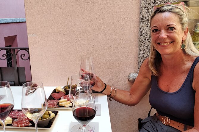 Varenna: guided Walking Tour with Wine & Food tasting - The Wine and Cheese Stop in the Village Heart
