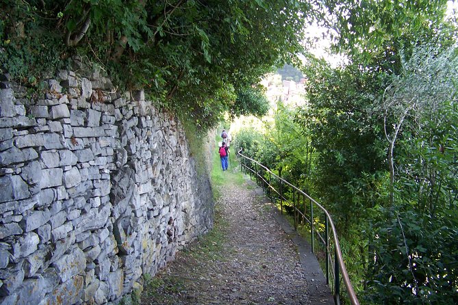 Varenna on the Como Lake, the Villa Monastero and the Patriarch's Greenway path - How much time does it really take, and how you should schedule your day