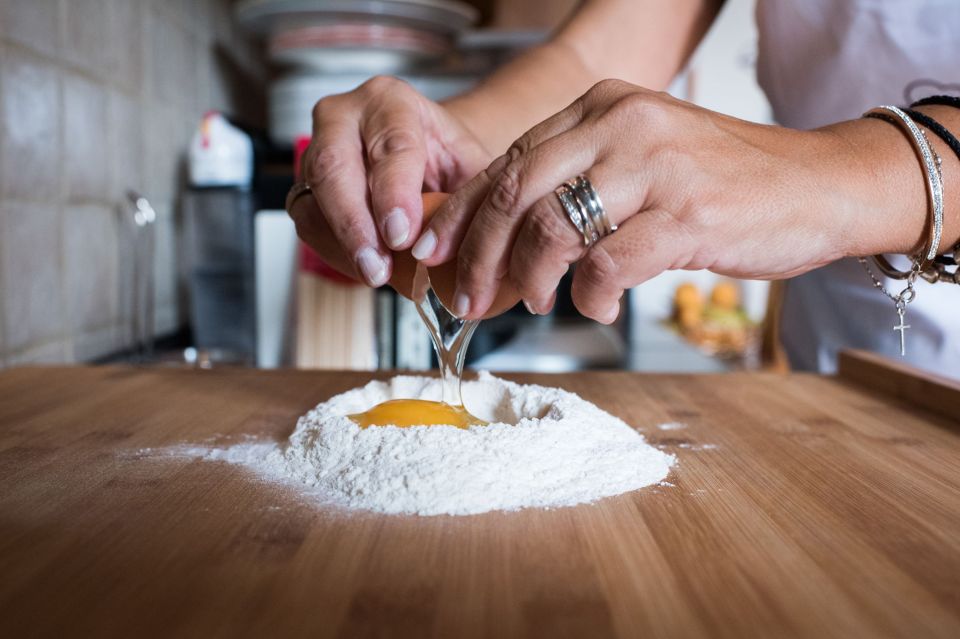Varenna: Pasta & Tiramisu Cooking Class at a Local's Home - Who this is best for (and who should think twice)