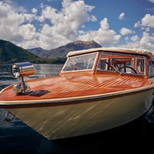 Varenna: Shared Sunset Boat Tour with a Prosecco Aperitif - Venetian water taxi sunset: why this format works on Lake Como