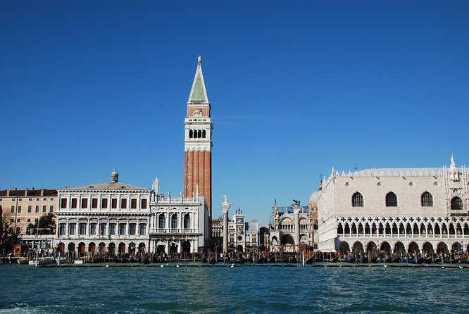 Venetian Wonders: Day Trip to Venice from Bergamo - From Bergamo to Venice by Air-Conditioned Bus: Straightforward Start